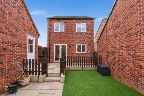 2 Tarn Rise, Nuneaton