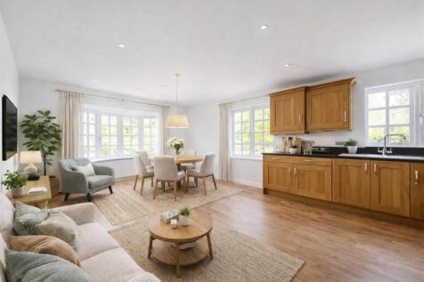 51 Reffield Close (Staged) Kitchen.jpeg