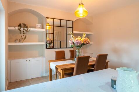 Glasllwch Crescent-26