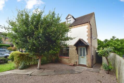 15 Essex Close, f...