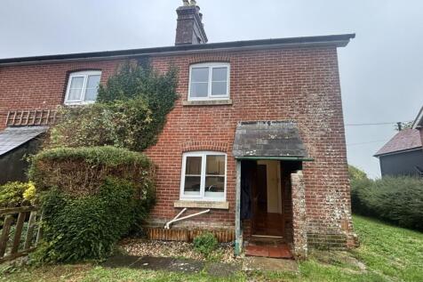 2 Bedroom Semi-Detached in SP5 4NP