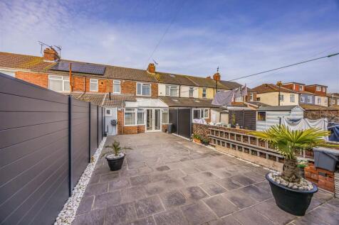 61 Magdalen Road, Hilsea-Small-PorticoMarketing-So