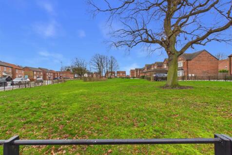 CAM05193G0-PR0111-STILL019.jpg