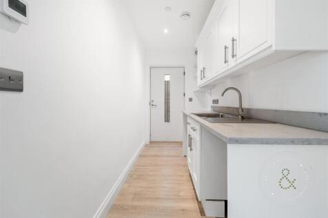 The Paddock (19).jpg