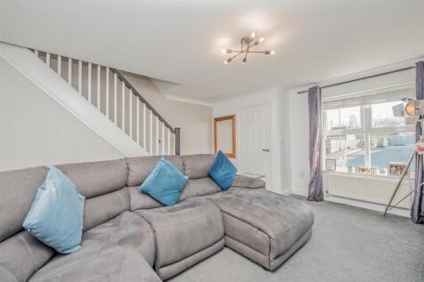 Living Room: