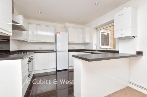 Kitchen / Lounge / Dining Room