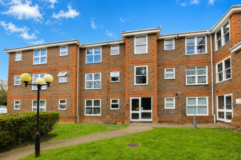 1 bed flat/apartment for rent in Wokingham Road, Bracknell, RG42