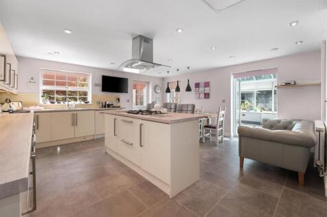 Kitchen Dining Room