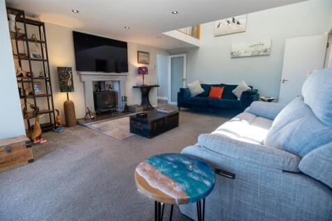 Interior - Ty Mawr, Llanddona-20.jpg