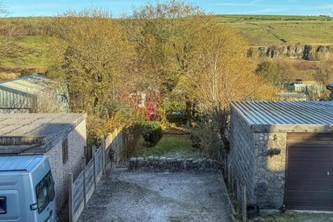 WhatsApp Image 2025-11-24 at 11.05.23.jpeg