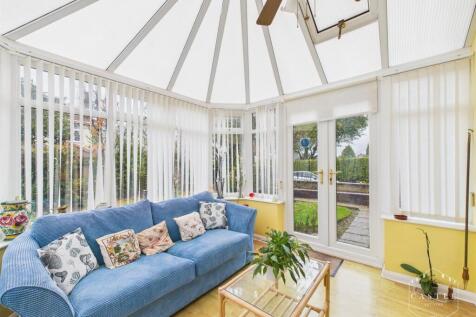 SUN ROOM