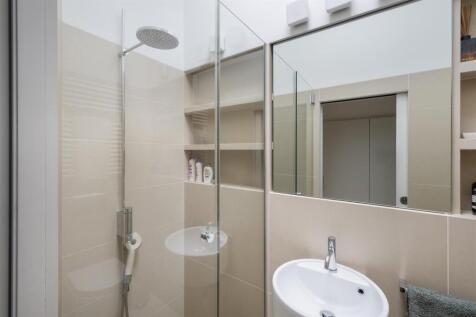 Maskells-F13 Airlie Gardens-22_Hi.jpg