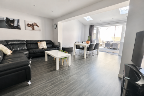 Living/ Dining Room
