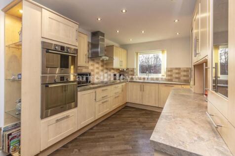 Kitchen e