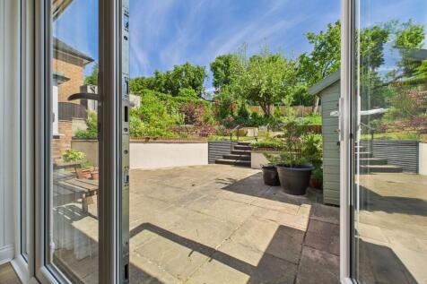 French Doors onto Rear Garden