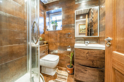 1349384-14-68b9ad...