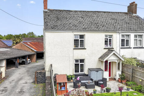 25 Duke Street, Cullompton