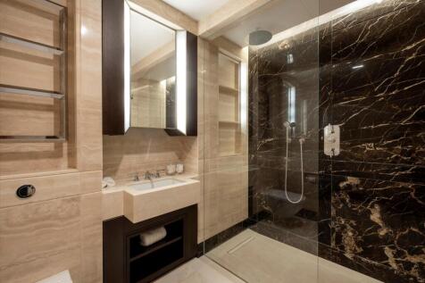 4 bed, 5 bath Flat in London - Photo 38
