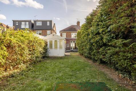 St. Barnabas Road, IG8
