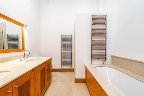 5 bed, 4 bath Terraced in Glasgow - Photo 14