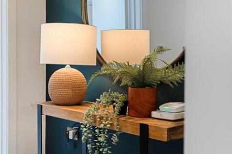 304 Sandbanks Road 327170 - (16).jpg