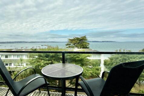 Living Room Balcony.jpeg