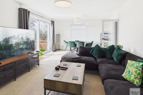 Living/dining room