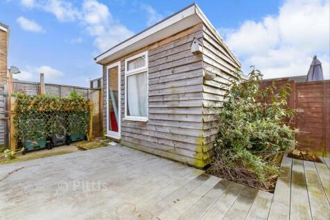 Workshop/Outbuildings