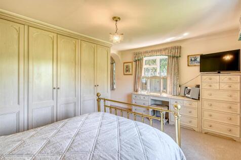 Hallonsford Cottage-13.jpg