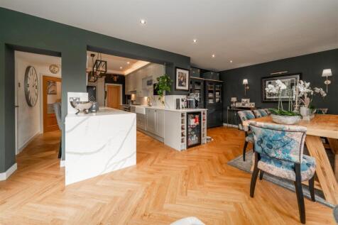 Open Plan Kitchen - Diner-11.jpg