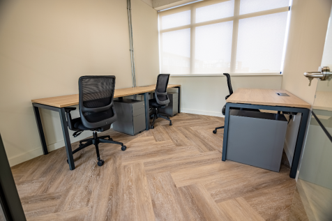 3 Person Office 202