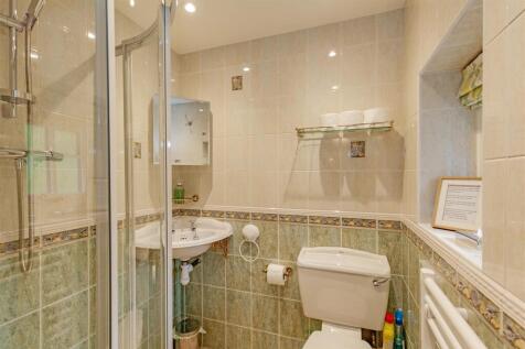 Station House - Bedroom 2 En Suite