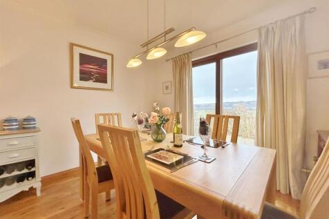 Dining with patio doors