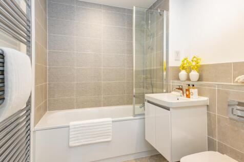 kings barton at the green