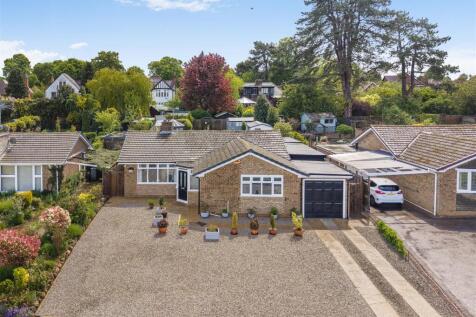 43 Leigh Grove, Banbury-4.jpg