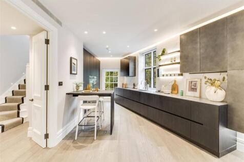 St Johns Wood High Street