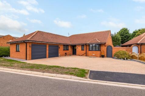 1 Sunnydale Close (Surfleet)-8.jpg