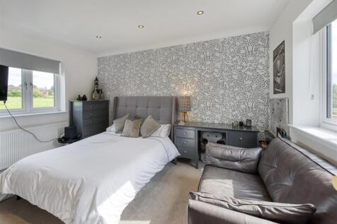 34 Post Office Road-bed3.jpg