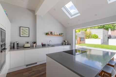 Winchester Avenue 21-33.jpg