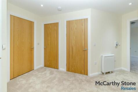 8692590-interior12.jpg
