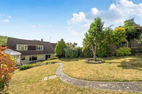 Rear garden .jpg