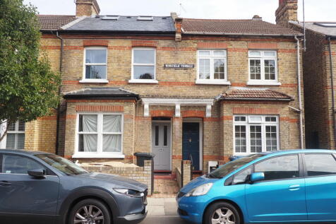 5 Bedroom House in W5 5DT