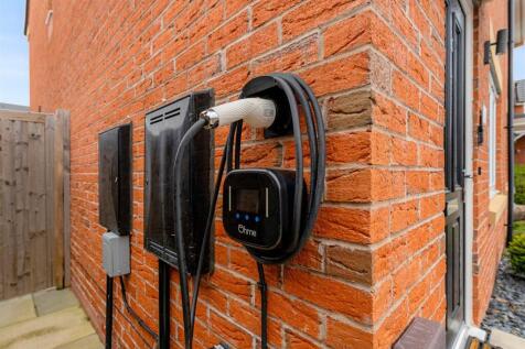 26 Lysander Road-32.jpg