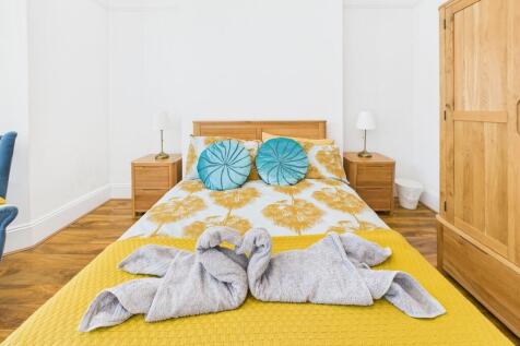 CAM03974G0-PR0120...