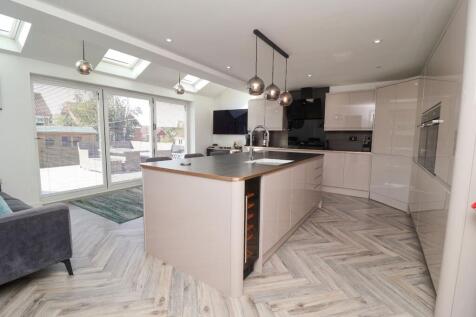 Open Plan Kitchen/Living Room