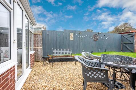 42NelsonWay-01.jpg