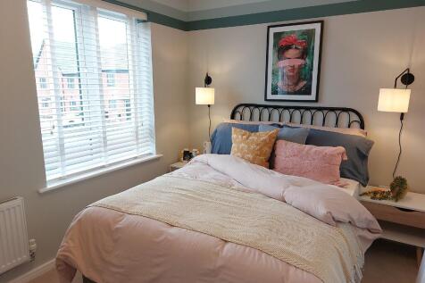 Example of a bedroom