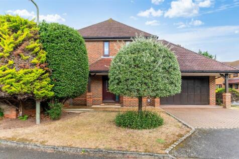 HAWTHORNE CLOSE,1 - (19).jpg
