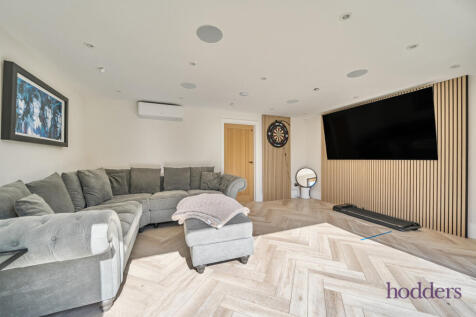 71ea6a9e-418f-420...