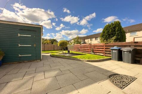 3 bed, 1 bath Terraced in Leeds - Photo 2